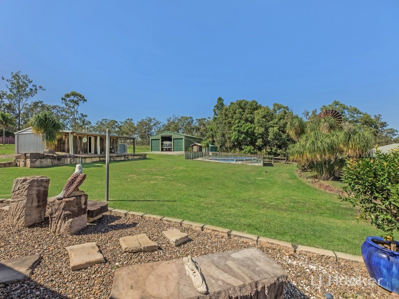 129 Adelong Ave, Thagoona QLD 4306