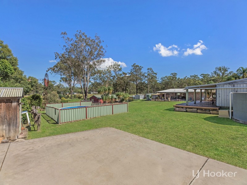 129 Adelong Ave, Thagoona QLD 4306