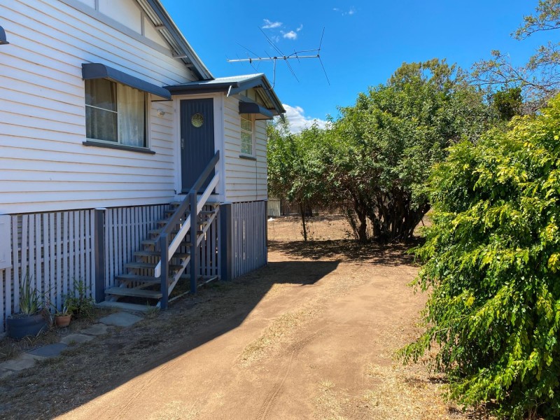 88 Railway Street, Lowood QLD 4311