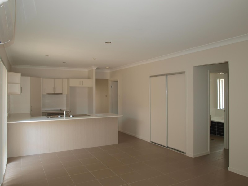 14 Moonie Crescent, Brassall QLD 4305
