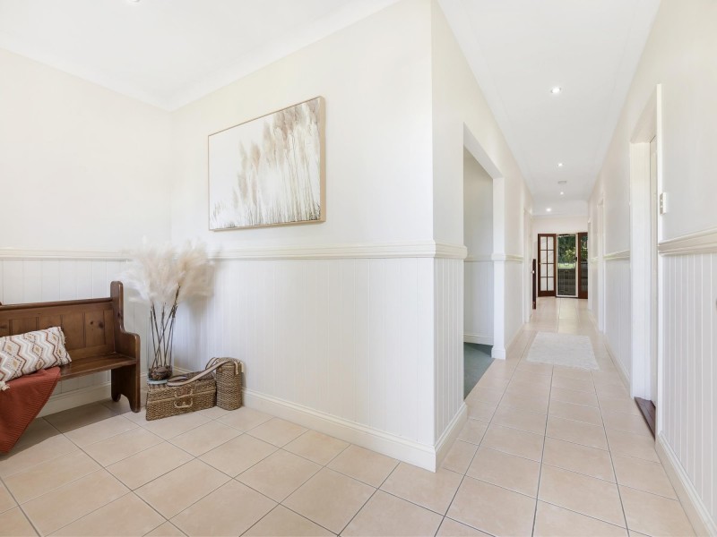 23 Premier Street, Oxley QLD 4075