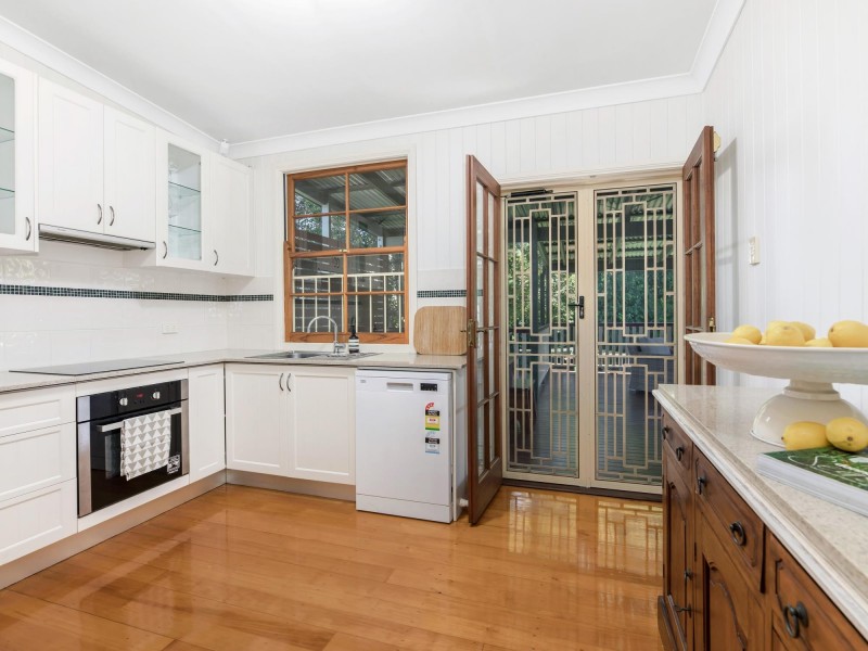 23 Premier Street, Oxley QLD 4075