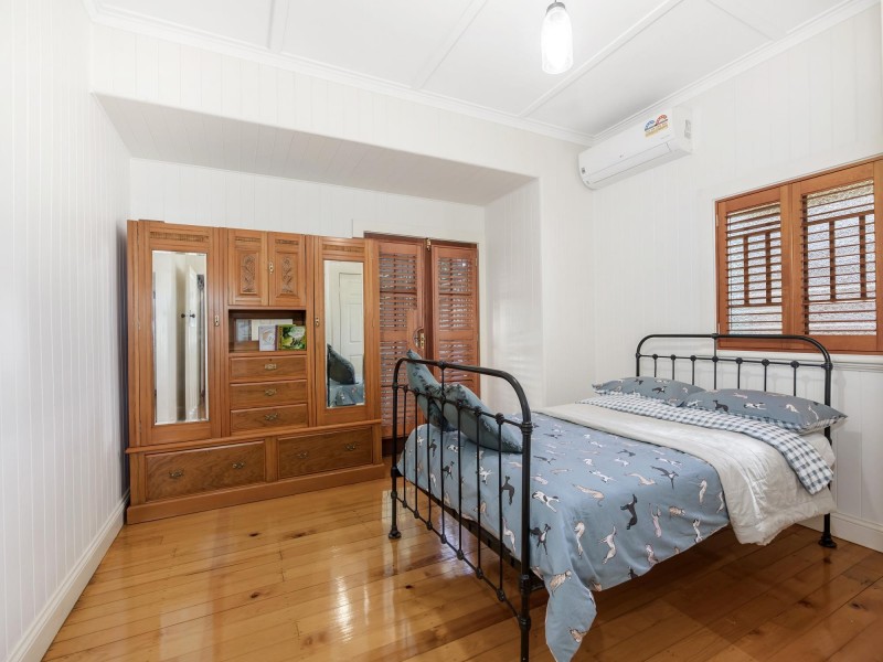 23 Premier Street, Oxley QLD 4075