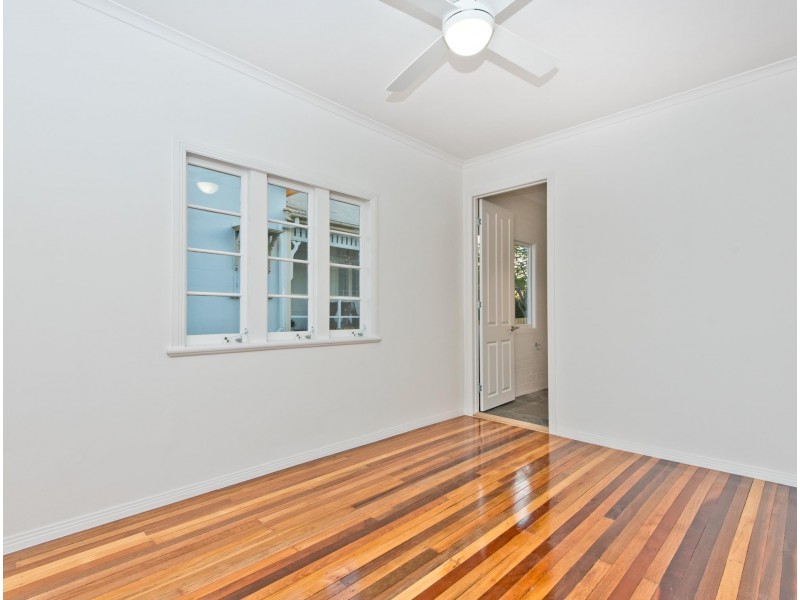 62B Chermside Road, Newtown QLD 4305