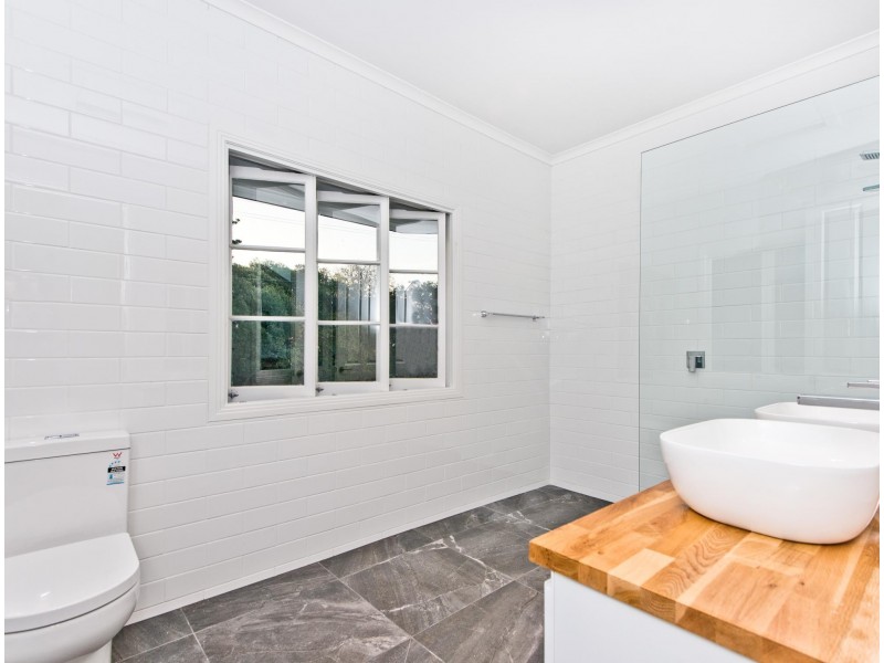 62B Chermside Road, Newtown QLD 4305