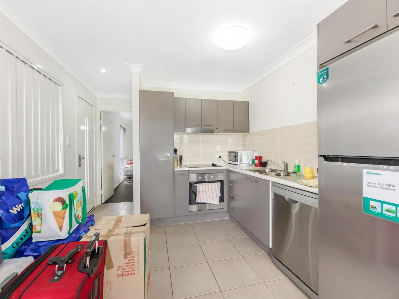 10 Pendragon Street, Raceview QLD 4305