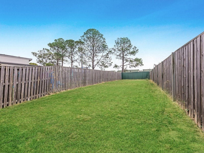 10 Pendragon Street, Raceview QLD 4305