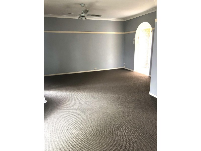 79 Cameron St, Redbank Plains QLD 4301