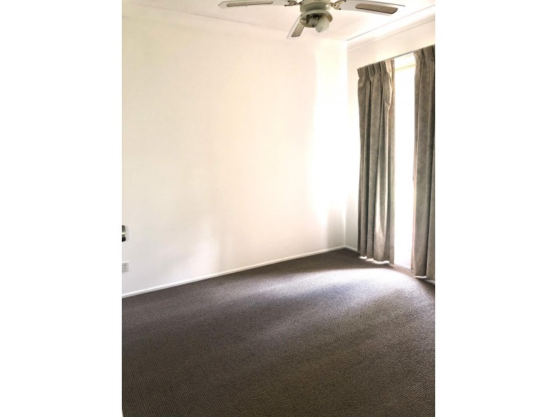 79 Cameron St, Redbank Plains QLD 4301