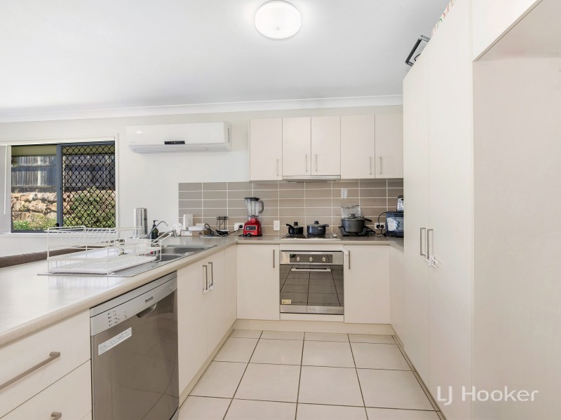 9 Armani Avenue, Wulkuraka QLD 4305