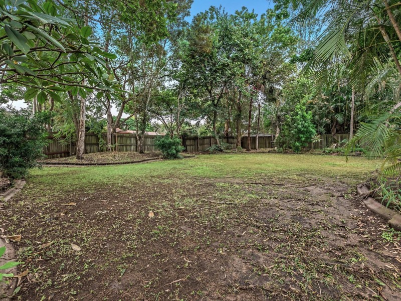 8 Bushlark Court, Bellbowrie QLD 4070