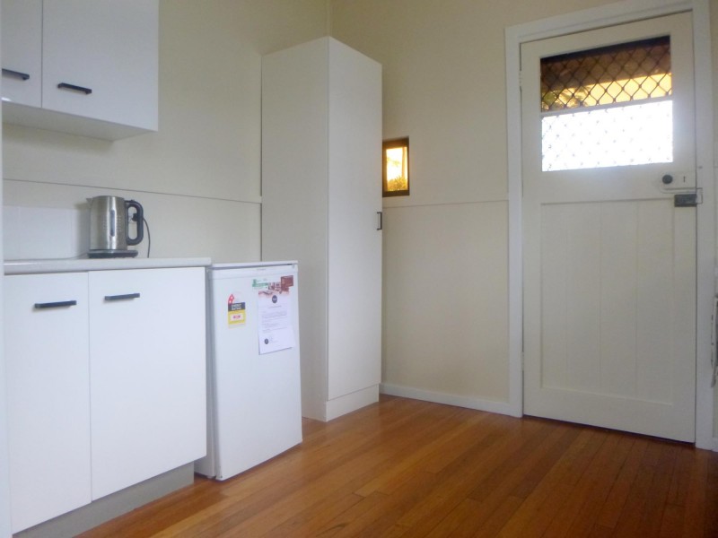 13 Rex Street, Eastern Heights QLD 4305