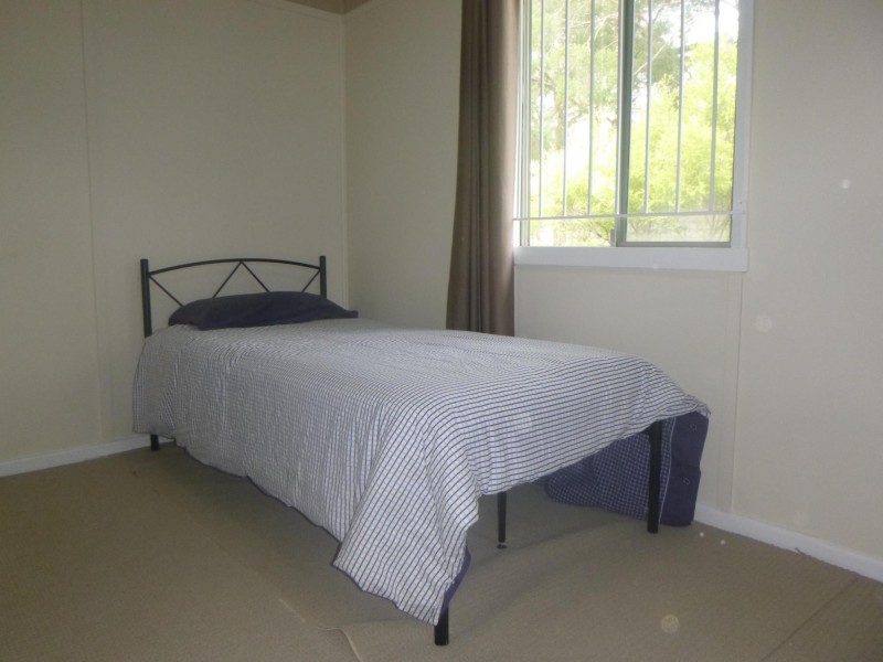 13 Rex Street, Eastern Heights QLD 4305