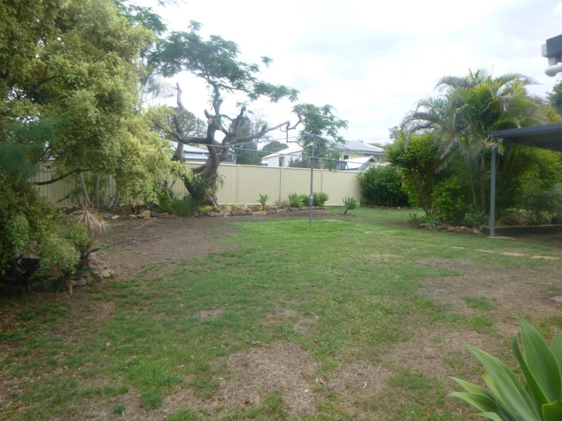 13 Rex Street, Eastern Heights QLD 4305