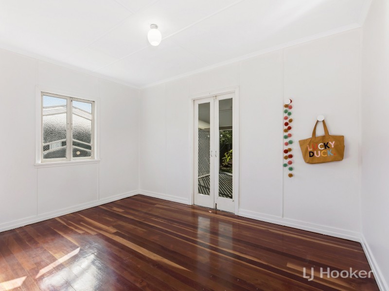 1 Chermside Road, Eastern Heights QLD 4305