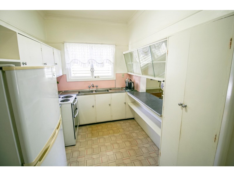 64 Fernvale Road, Brassall QLD 4305