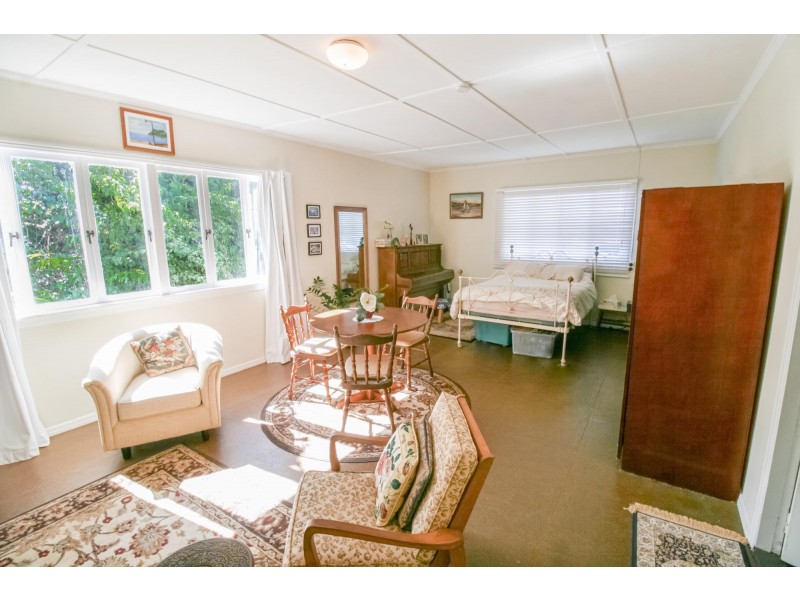 64 Fernvale Road, Brassall QLD 4305