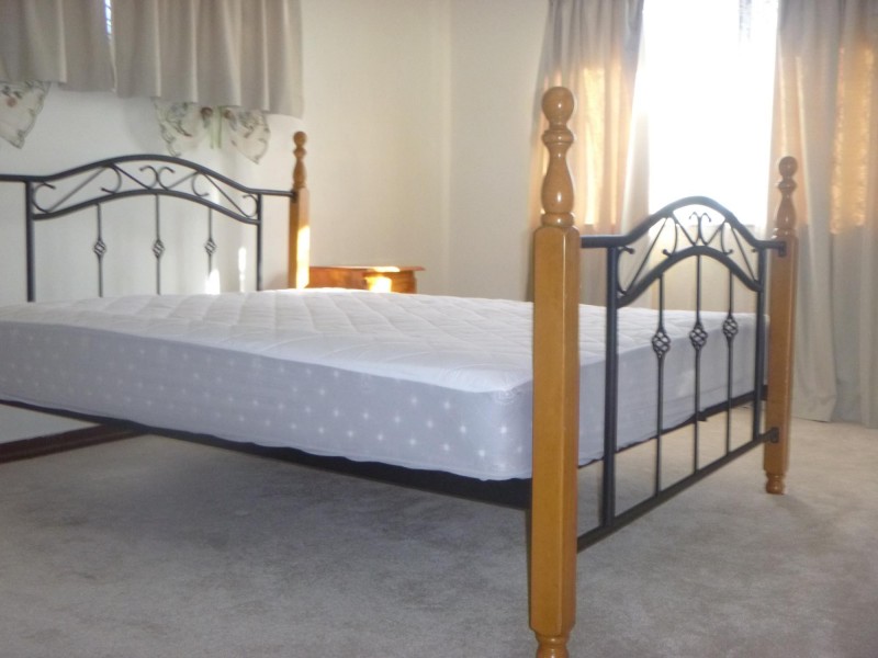 32 Bird Street, Bundamba QLD 4304