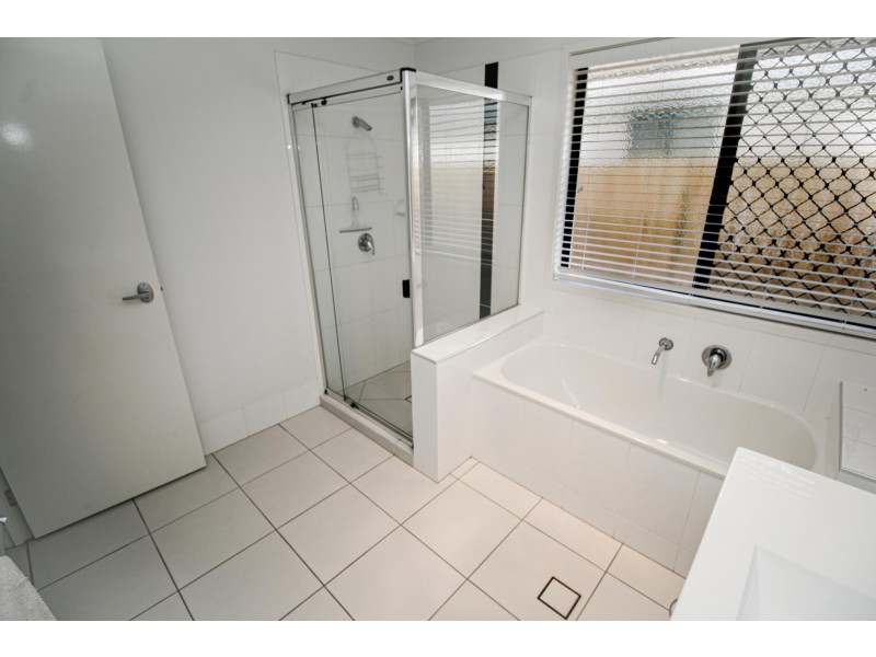 11 Noblewood Crescent, Fernvale QLD 4306