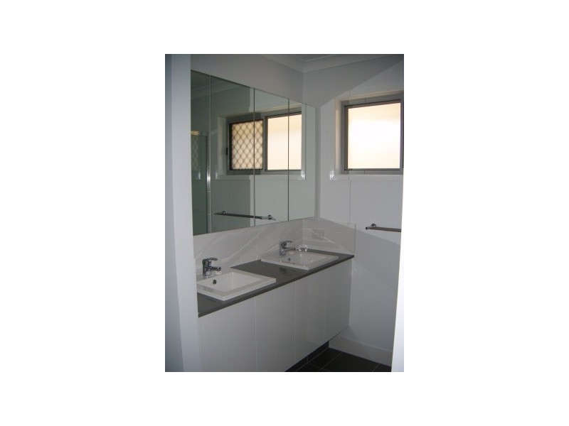 12 Kinkajou Street, Deebing Heights QLD 4306