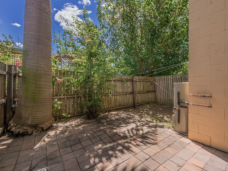 8/60 Railway Street, Booval QLD 4304