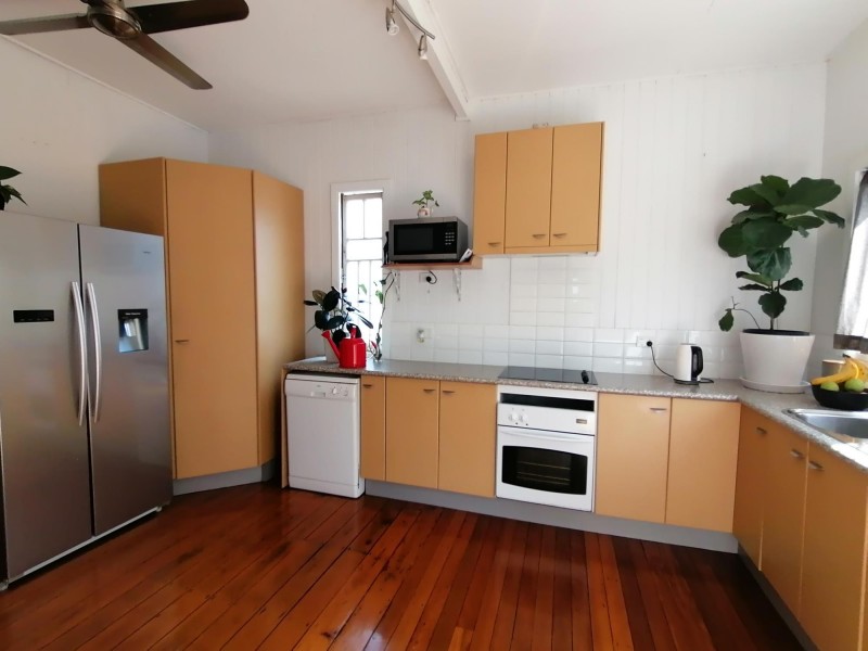 22 Thorn Street, Ipswich QLD 4305