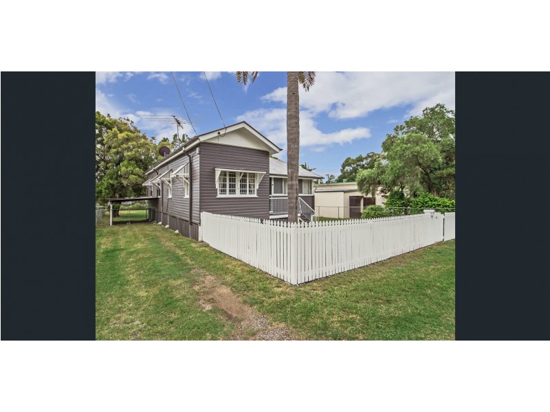 16 Clifton Street, Booval QLD 4304