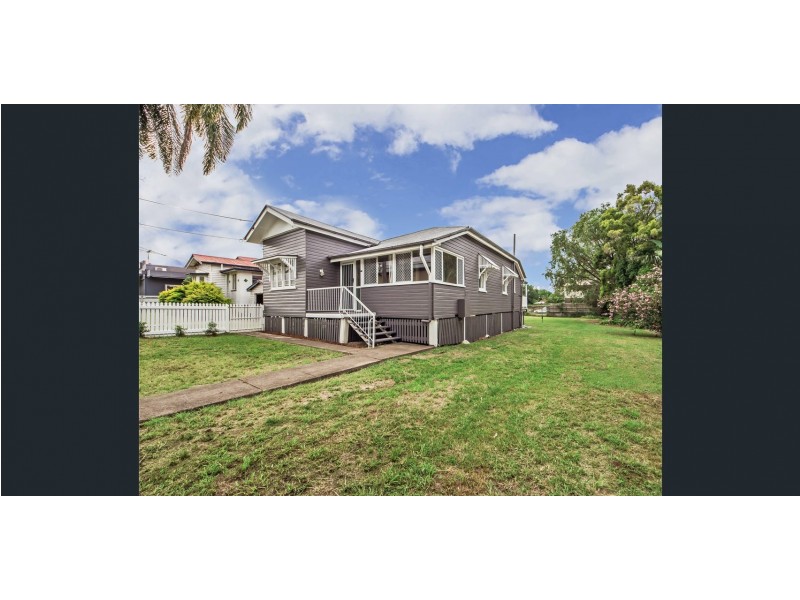 16 Clifton Street, Booval QLD 4304