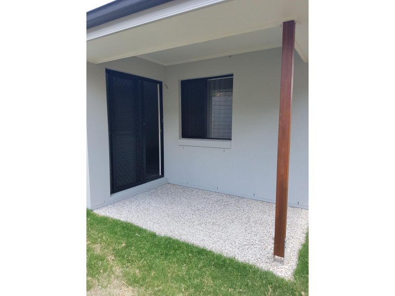 2 Sapphire Street, Brassall QLD 4305