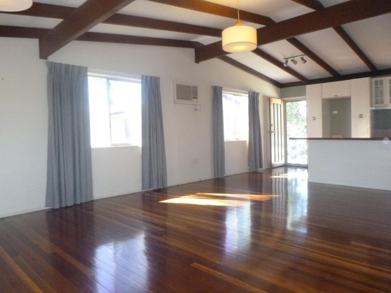 230 Whitehill Road, Raceview QLD 4305