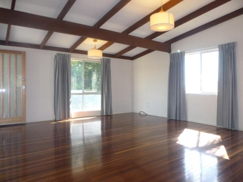 230 Whitehill Road, Raceview QLD 4305