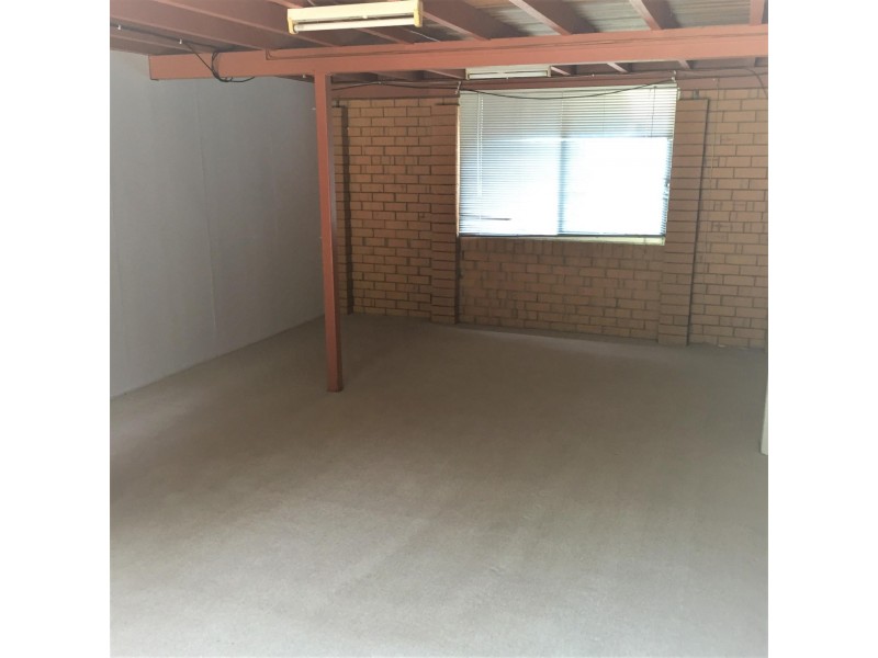 8 Belleglade Avenue, Bundamba QLD 4304