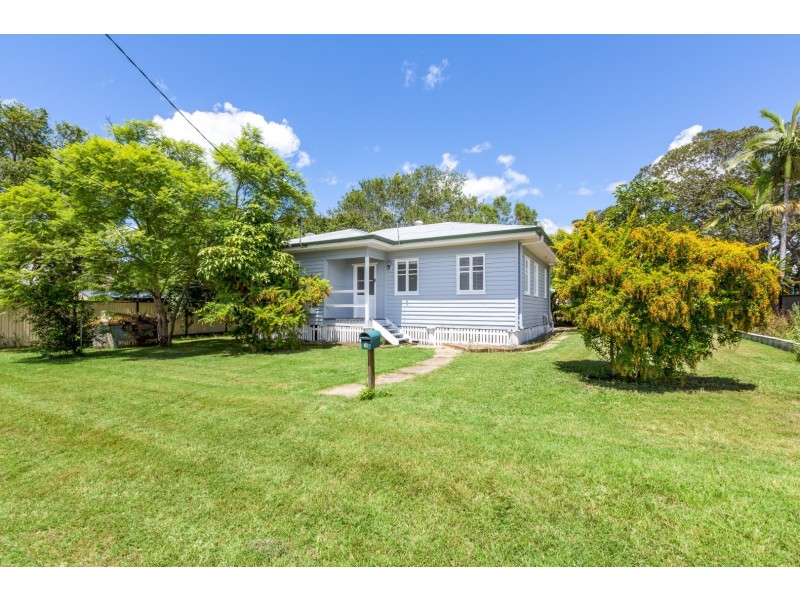 3 Vineyard Street, One Mile QLD 4305