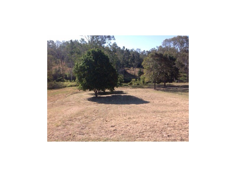 28 Bremer Parade, Basin Pocket QLD 4305