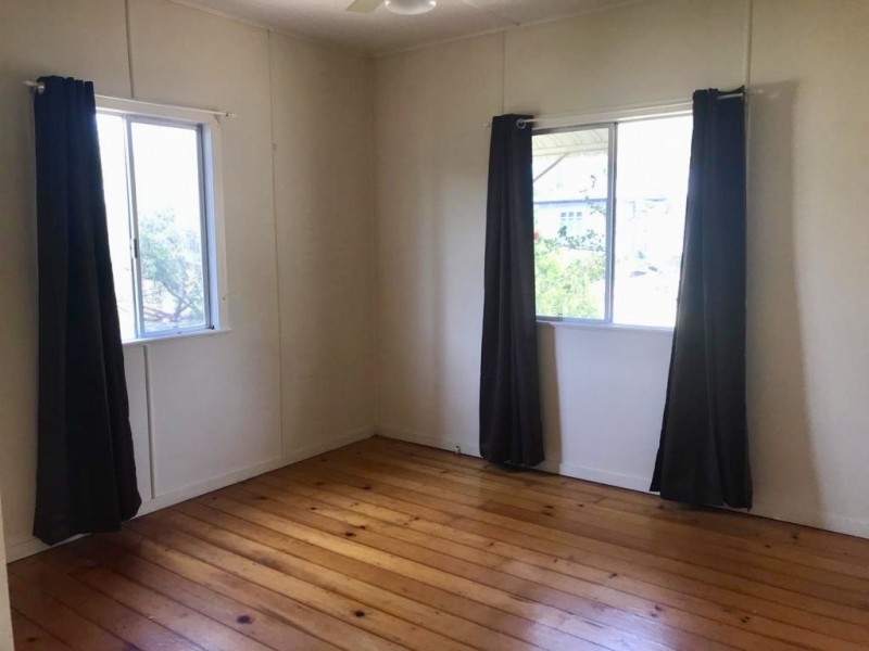 9 Fitzgerald Street, North Ipswich QLD 4305