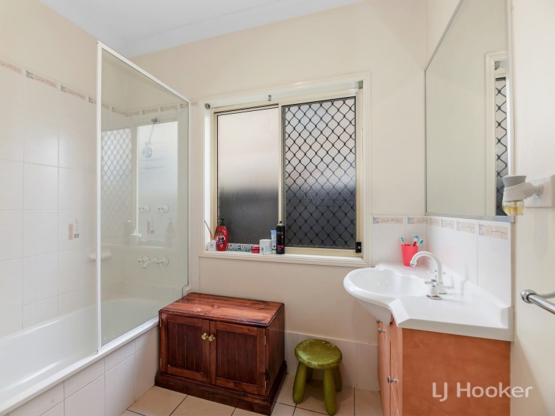 12 Diana Street, Springfield Lakes QLD 4300