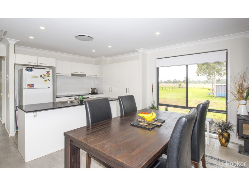 99 School Road, Grandchester QLD 4340