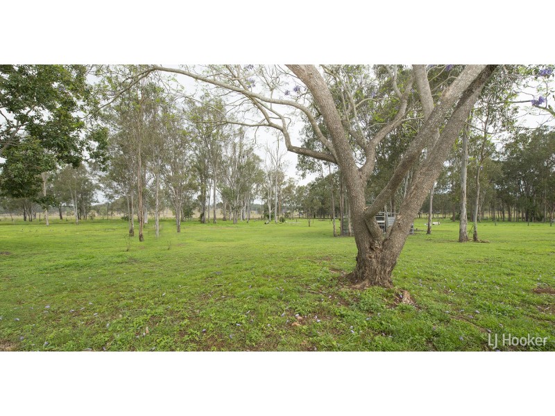 99 School Road, Grandchester QLD 4340