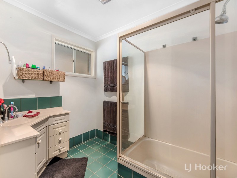 40 Chifley Crescent, Brassall QLD 4305