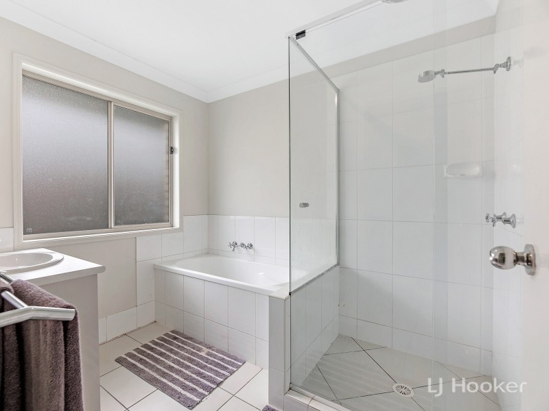 19 Macaulay Street, Fernvale QLD 4306