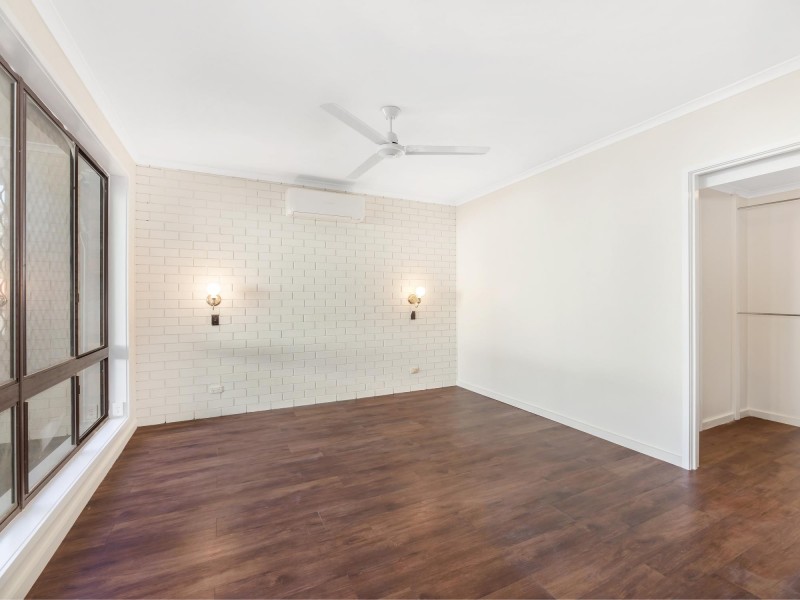 9 Bushlark Court, Bellbowrie QLD 4070