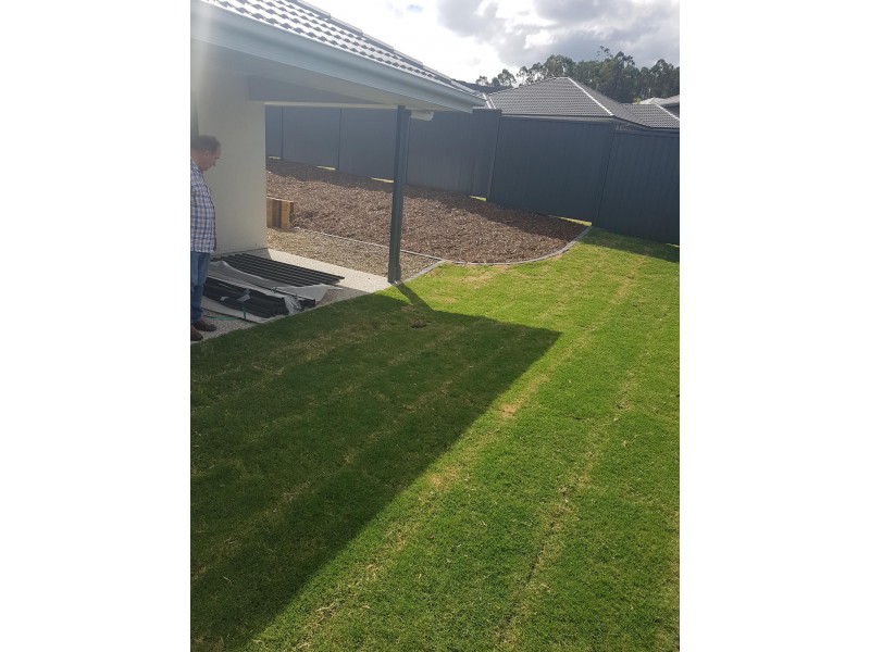 1/5 Gooloowan Circuit, Brassall QLD 4305