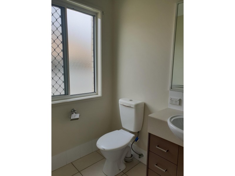 9 Brittany Cres, Raceview QLD 4305