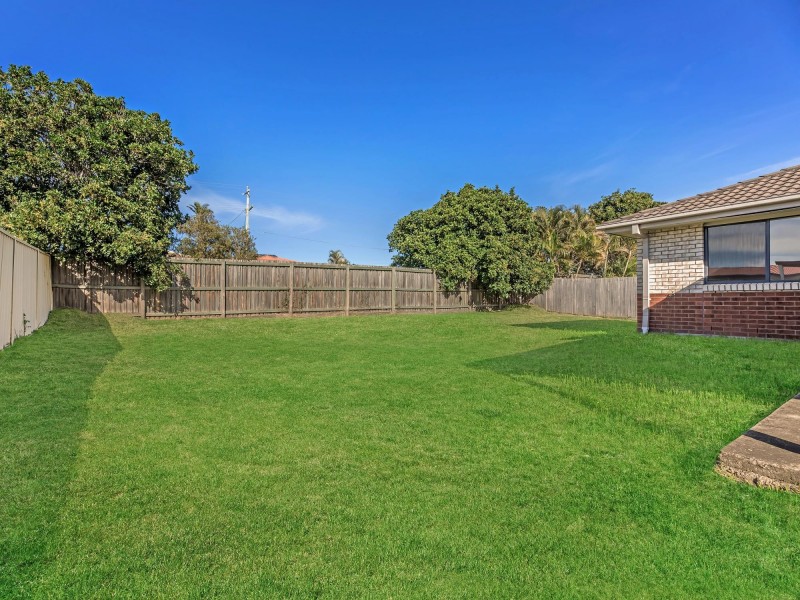 22 Anna Drive, Raceview QLD 4305