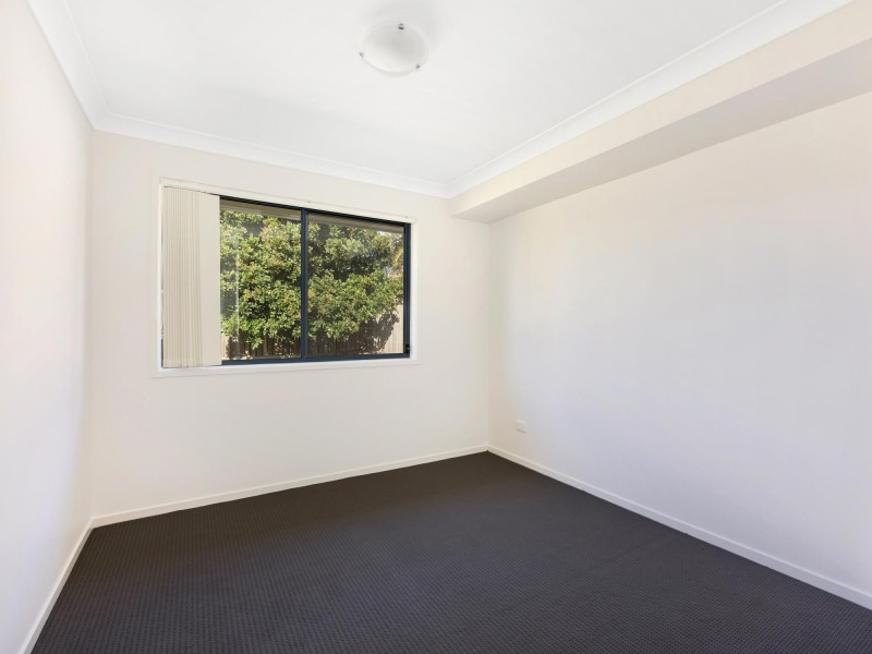 22 Anna Drive, Raceview QLD 4305