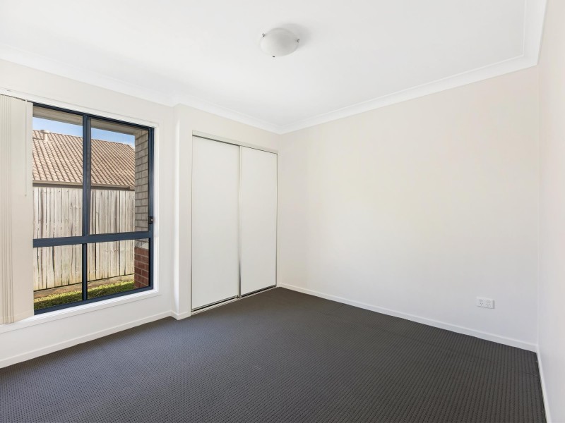 22 Anna Drive, Raceview QLD 4305