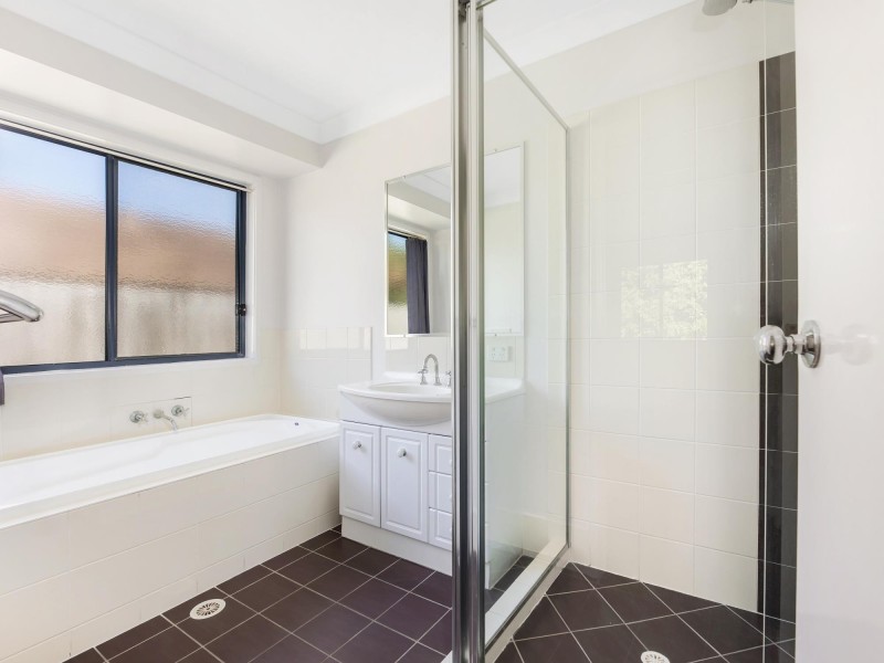 22 Anna Drive, Raceview QLD 4305