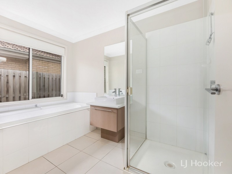 13 Tetta Street, Augustine Heights QLD 4300