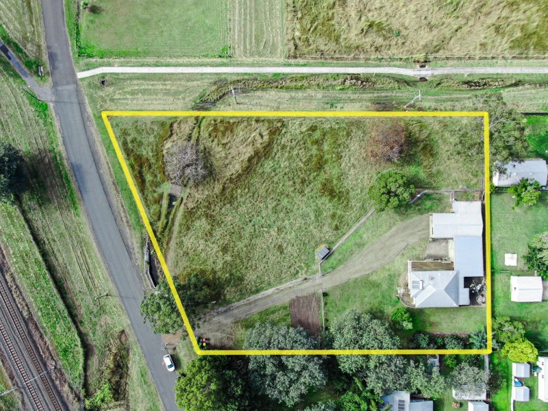 14 Stocks Lane, Walloon QLD 4306