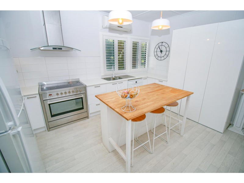 14 Stocks Lane, Walloon QLD 4306